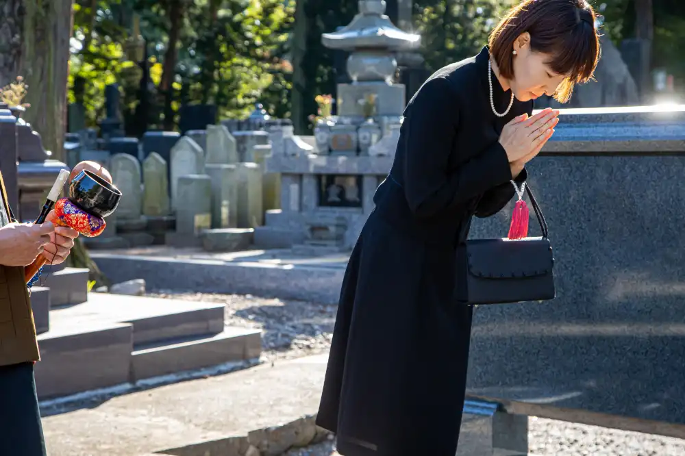 家族葬に呼ばない親戚への連絡